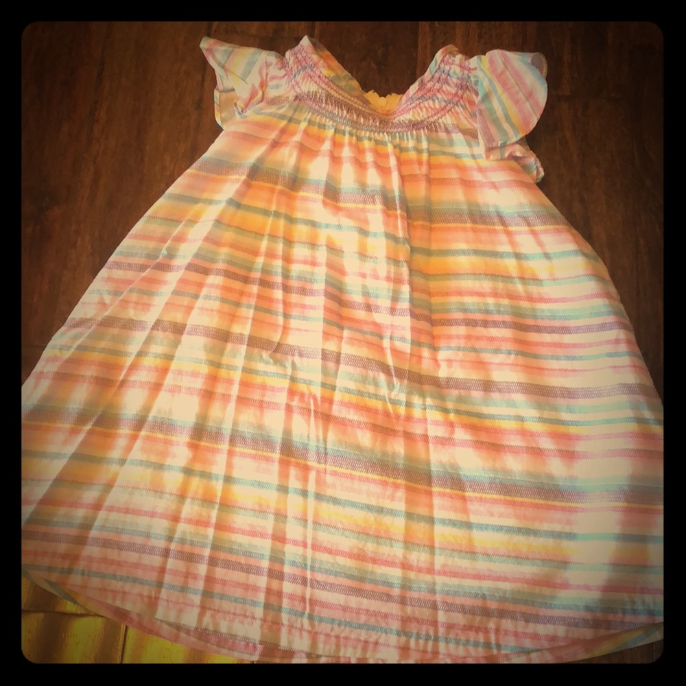 Rare Editions sleeveless dress. Multi colored.